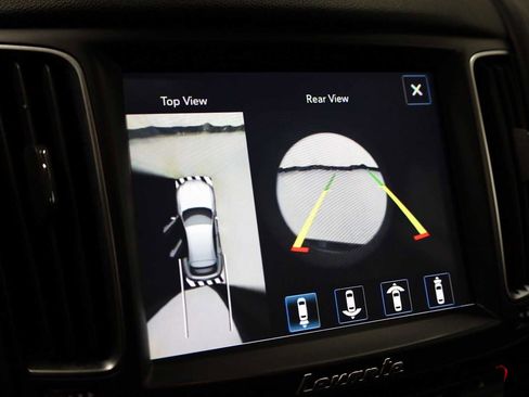 Used 2017 Maserati Levante S image 34