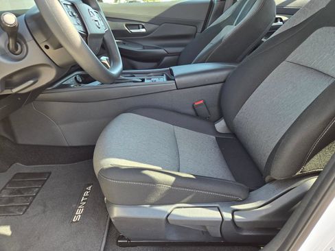 Used 2026 Nissan Sentra SV w/ Floor Mat Package FWD image 20