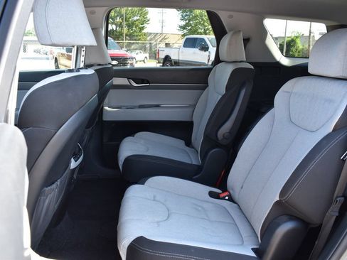 Used 2022 Hyundai Palisade SEL FWD image 7