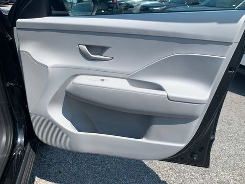 Used 2025 Hyundai Kona SEL AWD/4WD image 21