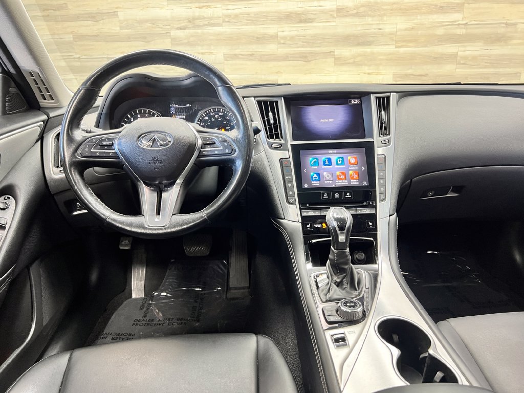 Used 2021 INFINITI Q50 Luxe RWD image 2