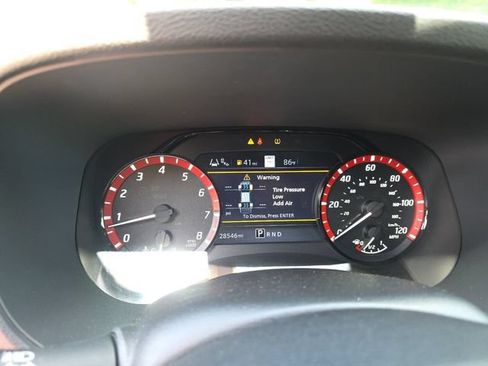 Used 2023 Nissan Frontier Pro-X w/ Pro Convenience Package RWD image 12
