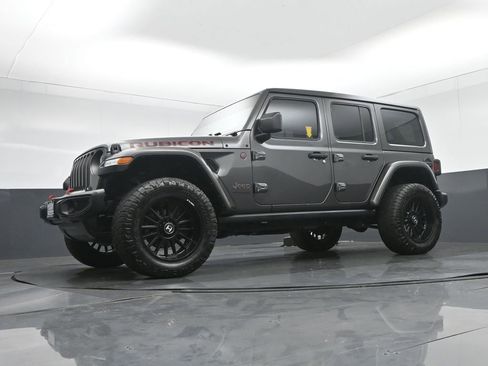 Used 2022 Jeep Wrangler Unlimited Rubicon w/ Cold Weather Group image 57