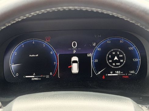 Used 2024 Toyota Highlander Platinum image 16