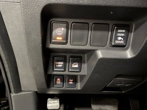 Used 2022 Nissan Frontier PRO-4X w/ Pro-4X Premium Package image 24