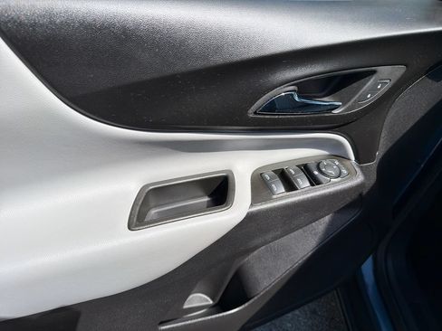Used 2024 Chevrolet Equinox LS w/ LS Convenience Package FWD image 12
