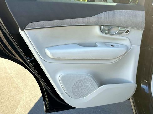 Certified 2024 Volvo XC90 T8 Plus w/ Protection Package Premier image 11