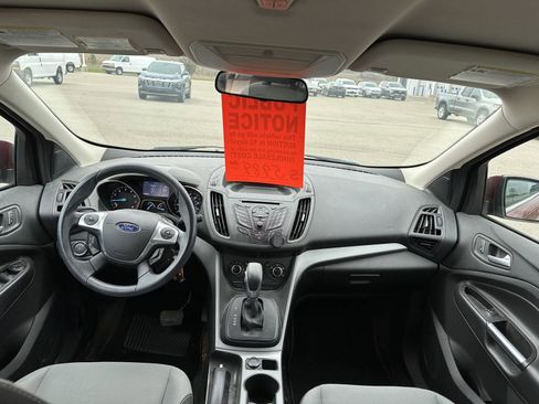 Used 2014 Ford Escape SE image 16