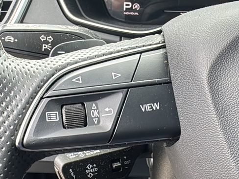 Used 2024 Audi SQ5 Prestige image 23