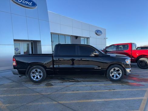 Used 2019 RAM 1500 Big Horn image 9