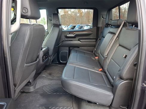 Used 2024 Chevrolet Silverado 1500 LT Trail Boss w/ LT Trail Boss Premium Package image 10