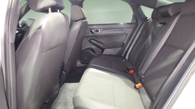 Used 2025 Honda Civic Sport image 29