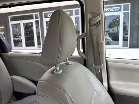Used 2020 Toyota Sienna XLE w/ XLE Navigation Package FWD image 20