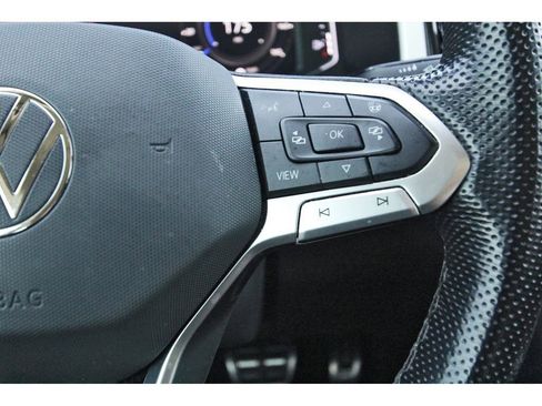 Used 2022 Volkswagen Atlas SEL Premium image 20