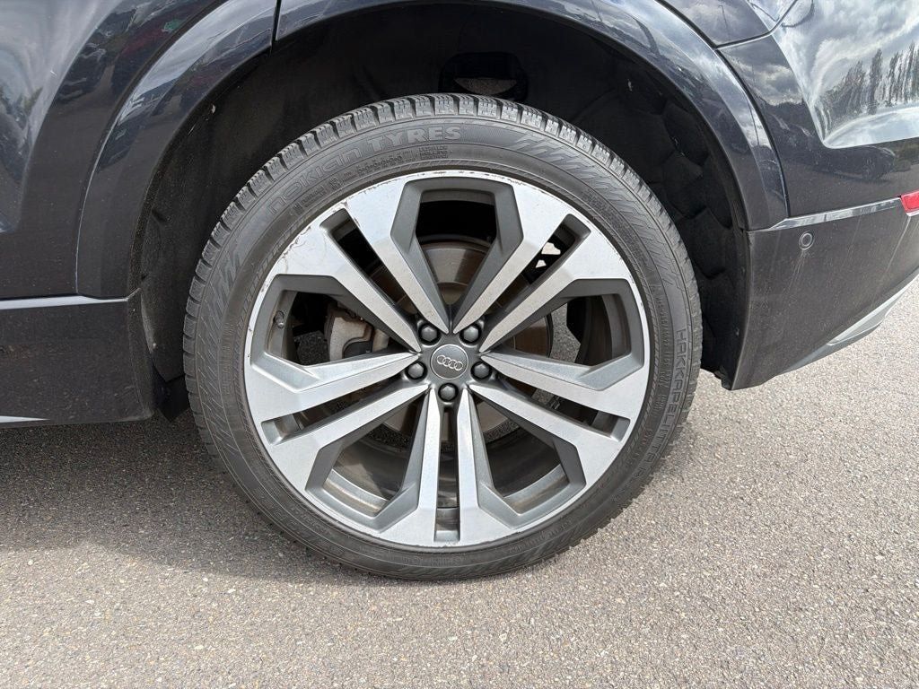 Used 2020 Audi Q8 Premium Plus AWD/4WD image 10