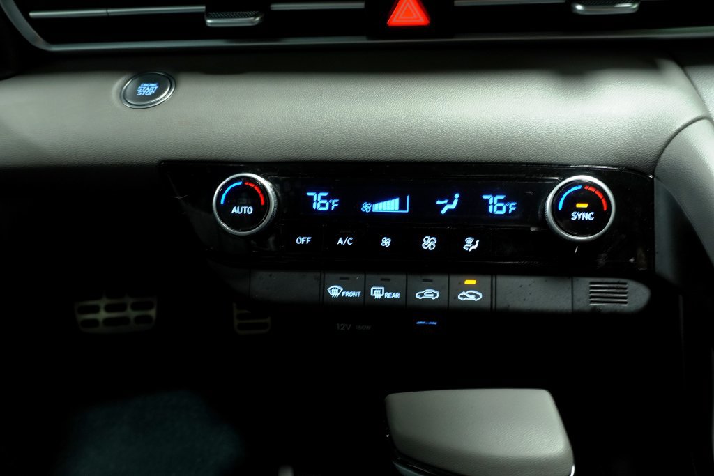 Certified 2026 Hyundai Elantra Sport FWD image 19
