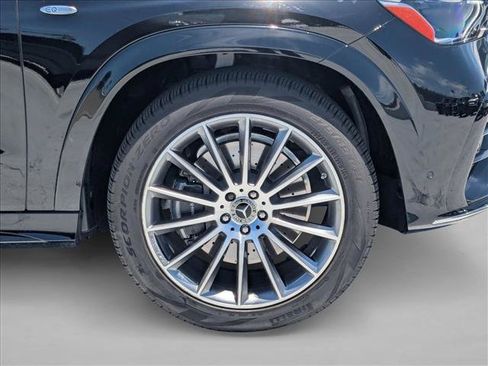 Used 2025 Mercedes-Benz GLE 450e 4MATIC image 19