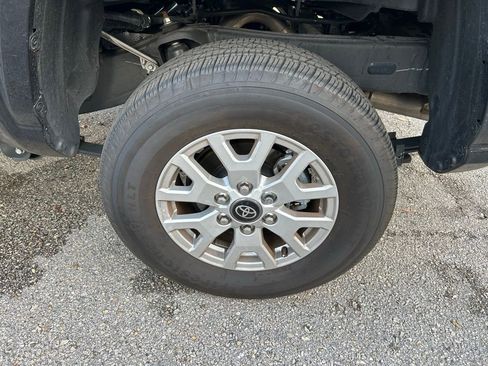 Certified 2025 Toyota Tacoma SR image 9
