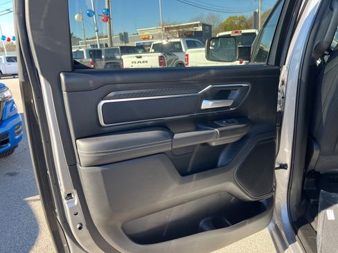 New 2026 RAM 1500 4x4 Crew Cab image 15