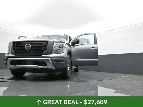 Used 2021 Nissan Titan SV w/ SV Convenience Package image 74