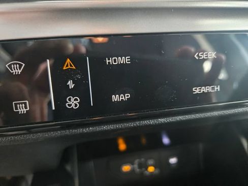 New 2026 Kia Sorento LX FWD image 13