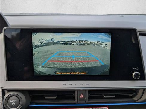 New 2026 Toyota Prius Plug-In Hybrid FWD image 25