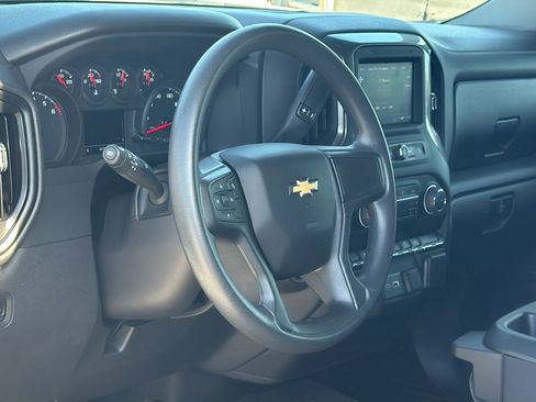 Used 2024 Chevrolet Silverado 1500 Custom image 7