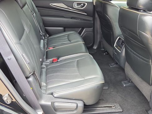 Used 2019 INFINITI QX60 Luxe w/ Essential Package FWD image 19
