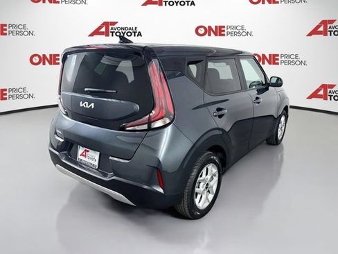 Used 2025 Kia Soul LX w/ LX Technology Package FWD image 7