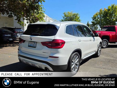 Used 2018 BMW X3 xDrive30i w/ Convenience Package AWD/4WD image 3