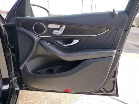 Used 2022 Mercedes-Benz GLC 300 4MATIC image 21