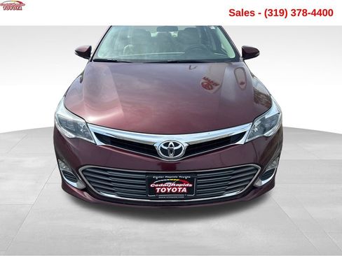 Used 2013 Toyota Avalon XLE FWD image 9