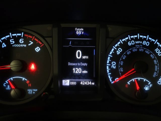 Used 2022 Toyota Tacoma SR AWD/4WD image 17