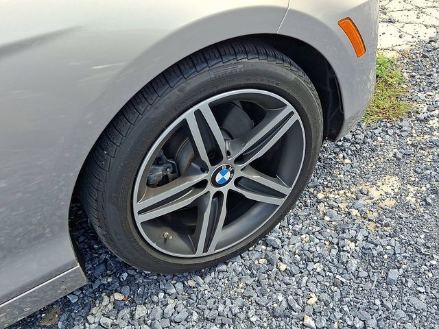 Used 2017 BMW 230i xDrive Coupe AWD/4WD image 9