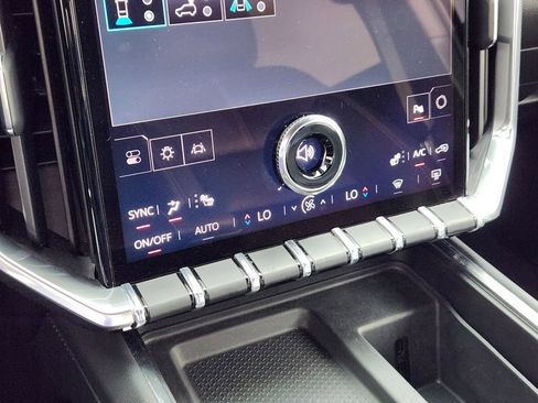 Used 2024 GMC Acadia Elevation AWD/4WD image 24