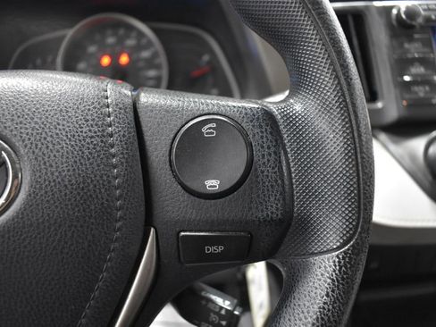 Used 2013 Toyota RAV4 LE FWD image 22