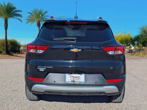 Used 2024 Chevrolet TrailBlazer LT w/ LT Cold Weather Package image 4