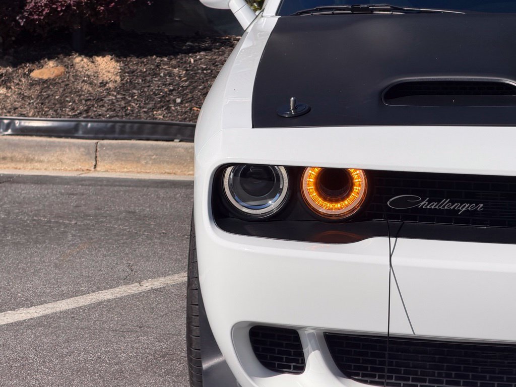Used 2020 Dodge Challenger SRT Hellcat w/ Plus Package RWD image 5