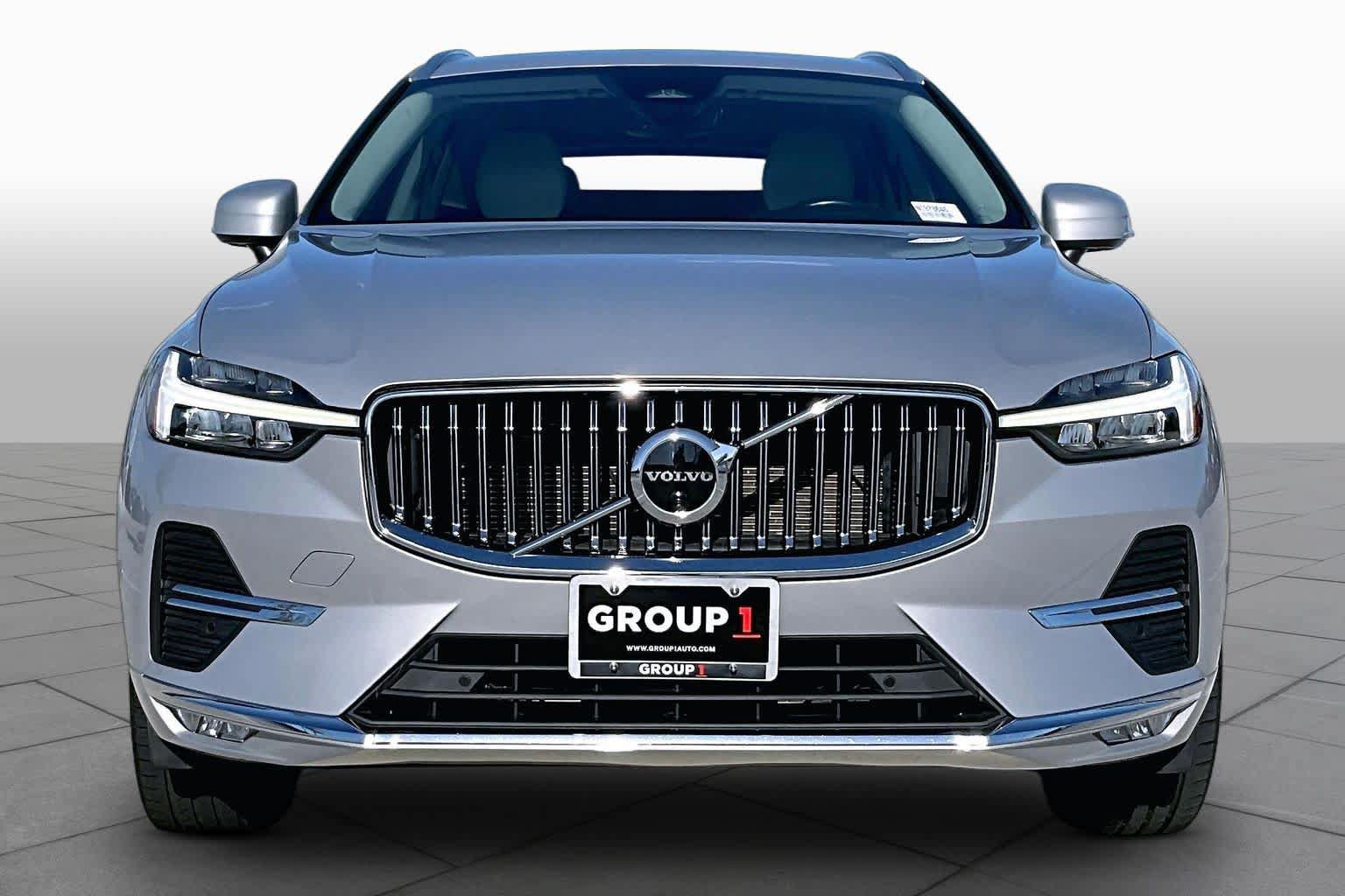 Used 2022 Volvo XC60 B5 Inscription w/ Advanced Package FWD image 4