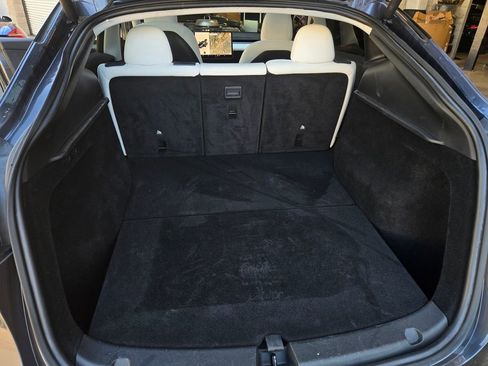 Used 2023 Tesla Model Y Long Range image 21