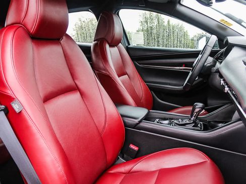 Used 2024 MAZDA MAZDA3 s image 17