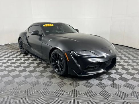 Used 2021 Toyota Supra w/ Safety & Technology Package RWD image 15
