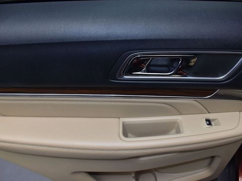 Used 2016 Ford Explorer Limited w/ Equipment Group 301A image 14