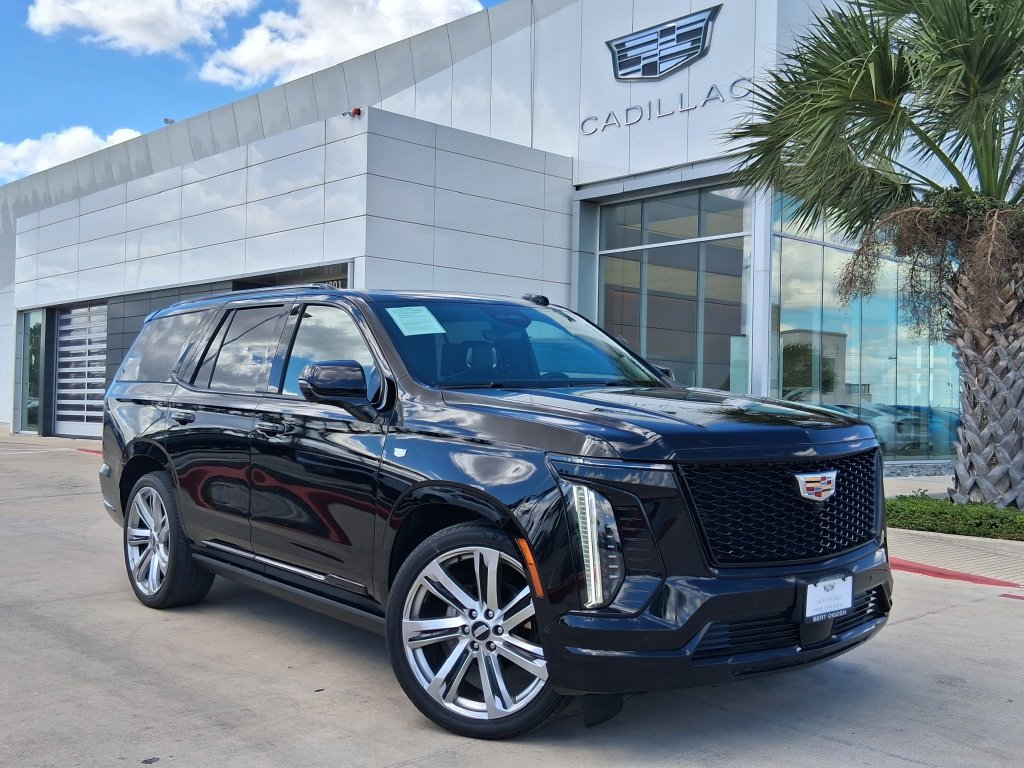 Used 2025 Cadillac Escalade Sport Platinum AWD/4WD image 2