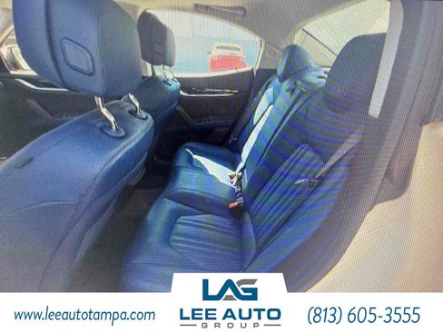 Used 2018 Maserati Ghibli S Q4 AWD/4WD image 4