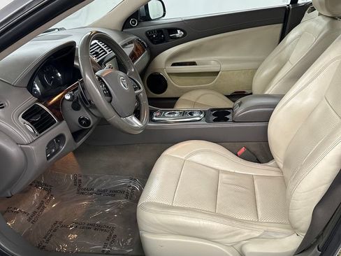 Used 2012 Jaguar XK Convertible RWD image 11