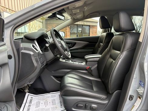 Used 2024 Nissan Murano SV w/ SV Midnight Edition Package image 18