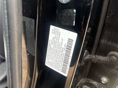 Certified 2025 Honda Pilot Elite image 25