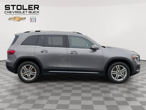 Used 2020 Mercedes-Benz GLB 250 4MATIC w/ Premium Package image 6