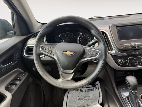 Used 2022 Chevrolet Equinox LT FWD image 12